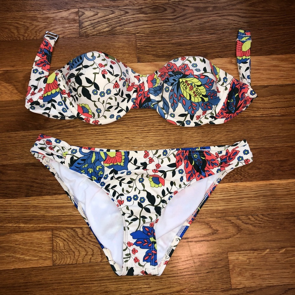Ella Moss floral bikini